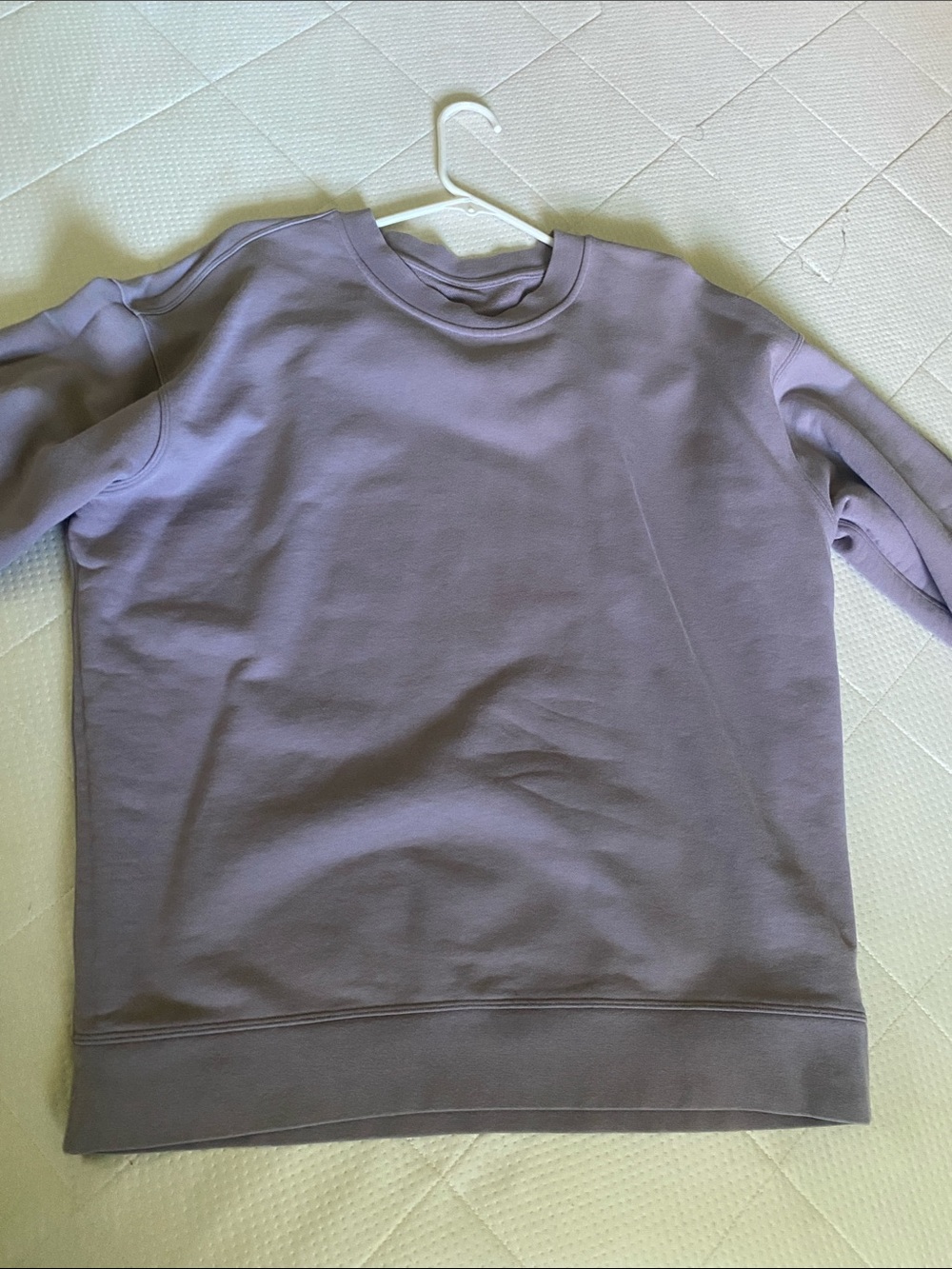 Lululemon crewneck sweatshirt